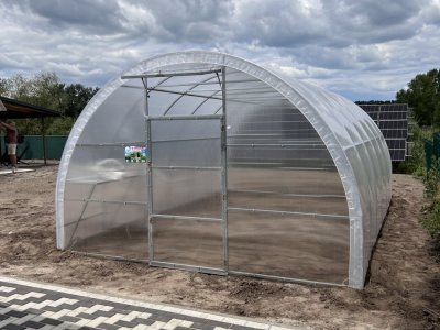 Теплиця "КАЛИНА" з квадратної оцинкованої труби (4м*4м*2,5м)